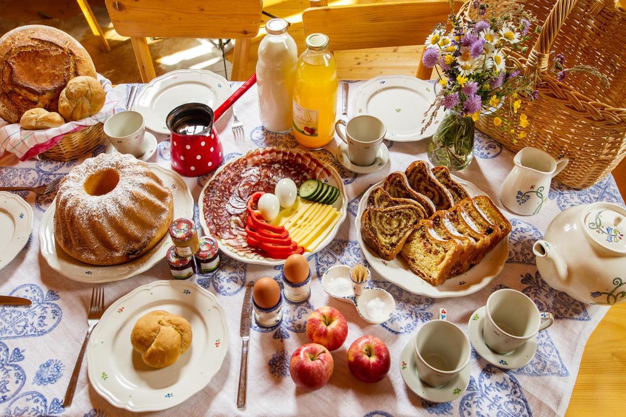 Farm Stay Pirc Лашко Екстер'єр фото